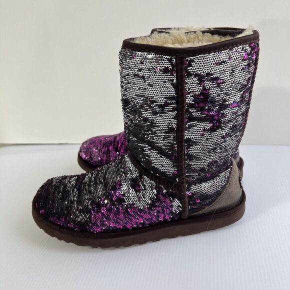 UGG Boots Size 7 Stellar Sequin Reversible Purple Silver Short Classic - Picture 3 of 9